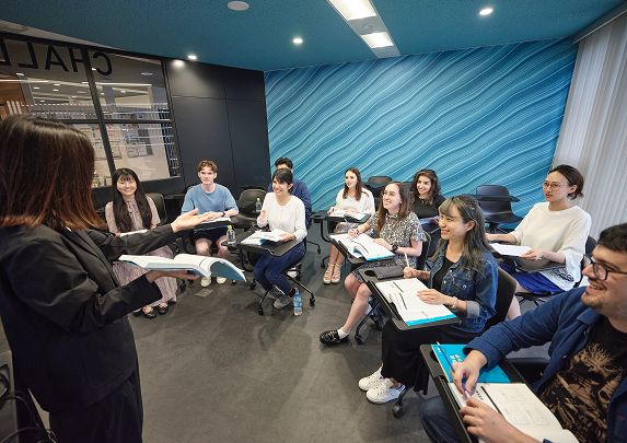 多彩な国籍バランス